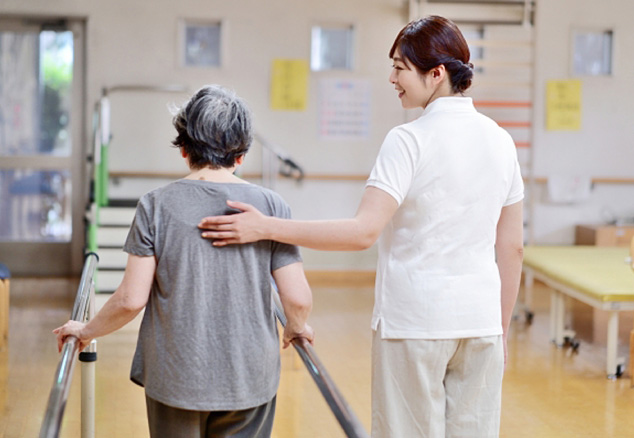 身体機能や認知機能の評価を実施